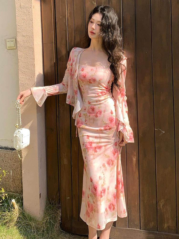 Summer Clothing Model - Women Vacation Clothes Sweet Floral Print